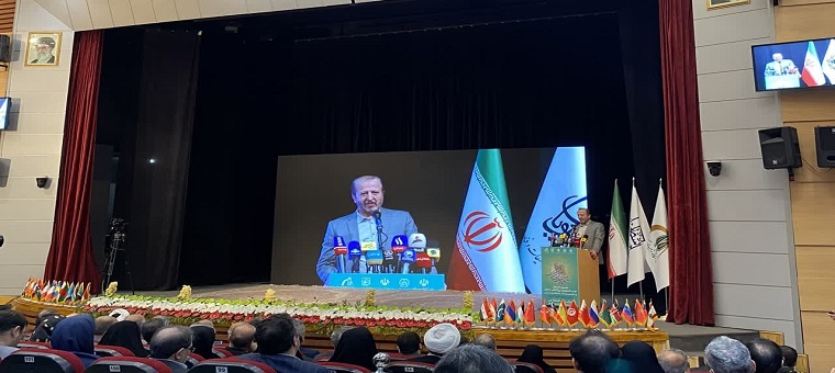 اهمیت تداوم ارتباط و تعامل با دانش آموختگان بین المللی 