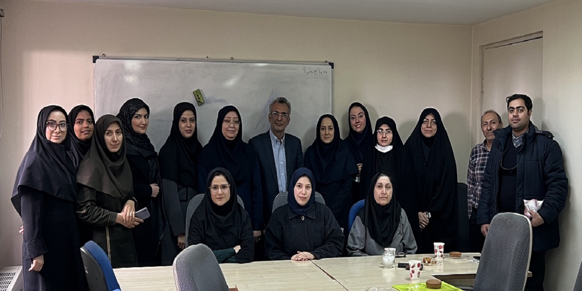 تقدیر از اساتید، کارمندان و دانشجویان فعال هفته پژوهش دانشکده علوم زیستی