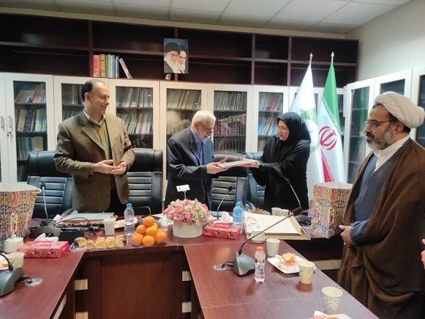 برگزاری مراسم گرامیداشت و تقدیر استاد بازنشسته دانشکده حقوق 