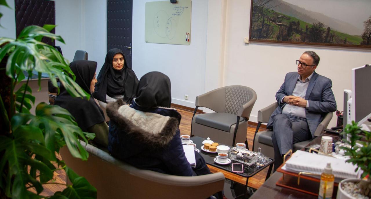 روند پیگیری مطالبات بانوان همکار دانشگاه تشریح شد