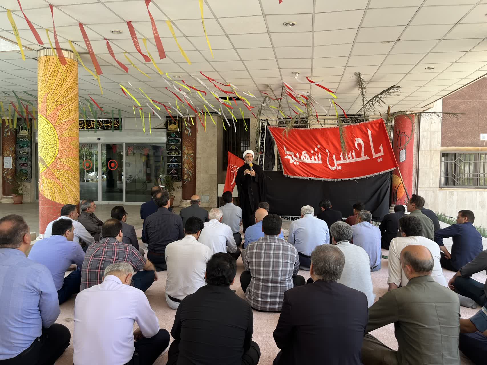 برگزاری مراسم عزاداری و سینه زنی دانشگاهیان پردیس کشاورزی به مناسبت فرا رسیدن هفتمین روز شهادت اباعبدالله الحسین(ع) 